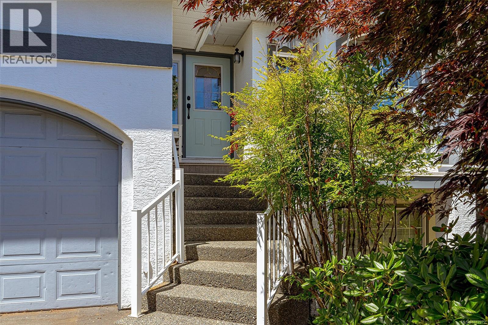  2619 Crystalview Drive, Langford