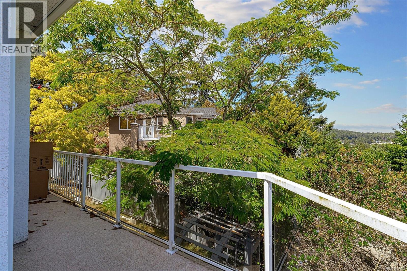  2619 Crystalview Drive, Langford
