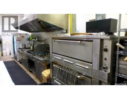 516 522 Broadway Street W, Yorkton, SK S3N0P5 Photo 14