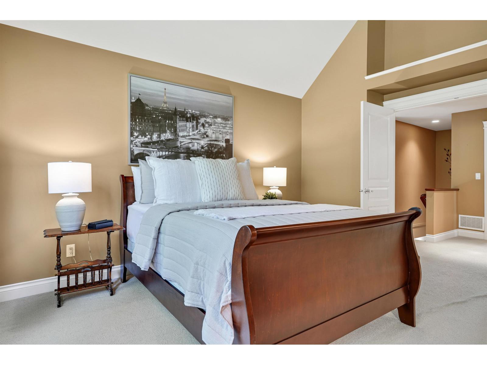 2052 128A STREET, Surrey