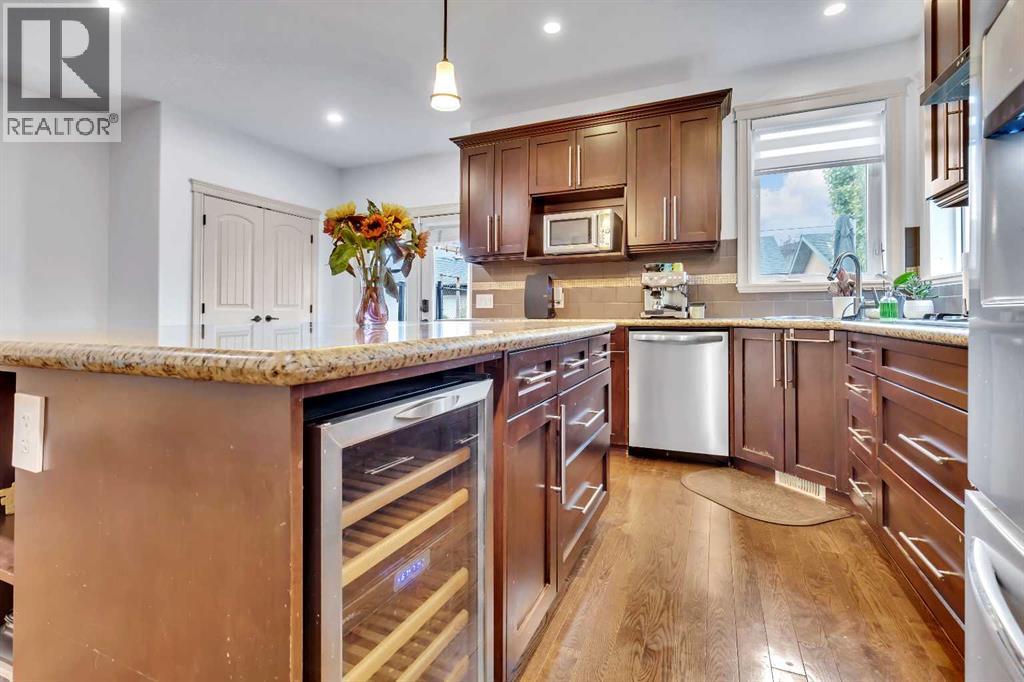Single Family House for Sale in   Avenue NE Winston Heights/Mountview Calgary 