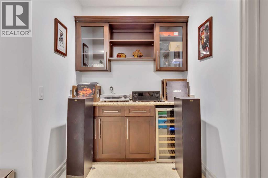 Single Family House for Sale in   Avenue NE Winston Heights/Mountview Calgary 