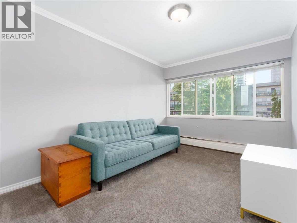 301 155 E 5TH STREET, North Vancouver