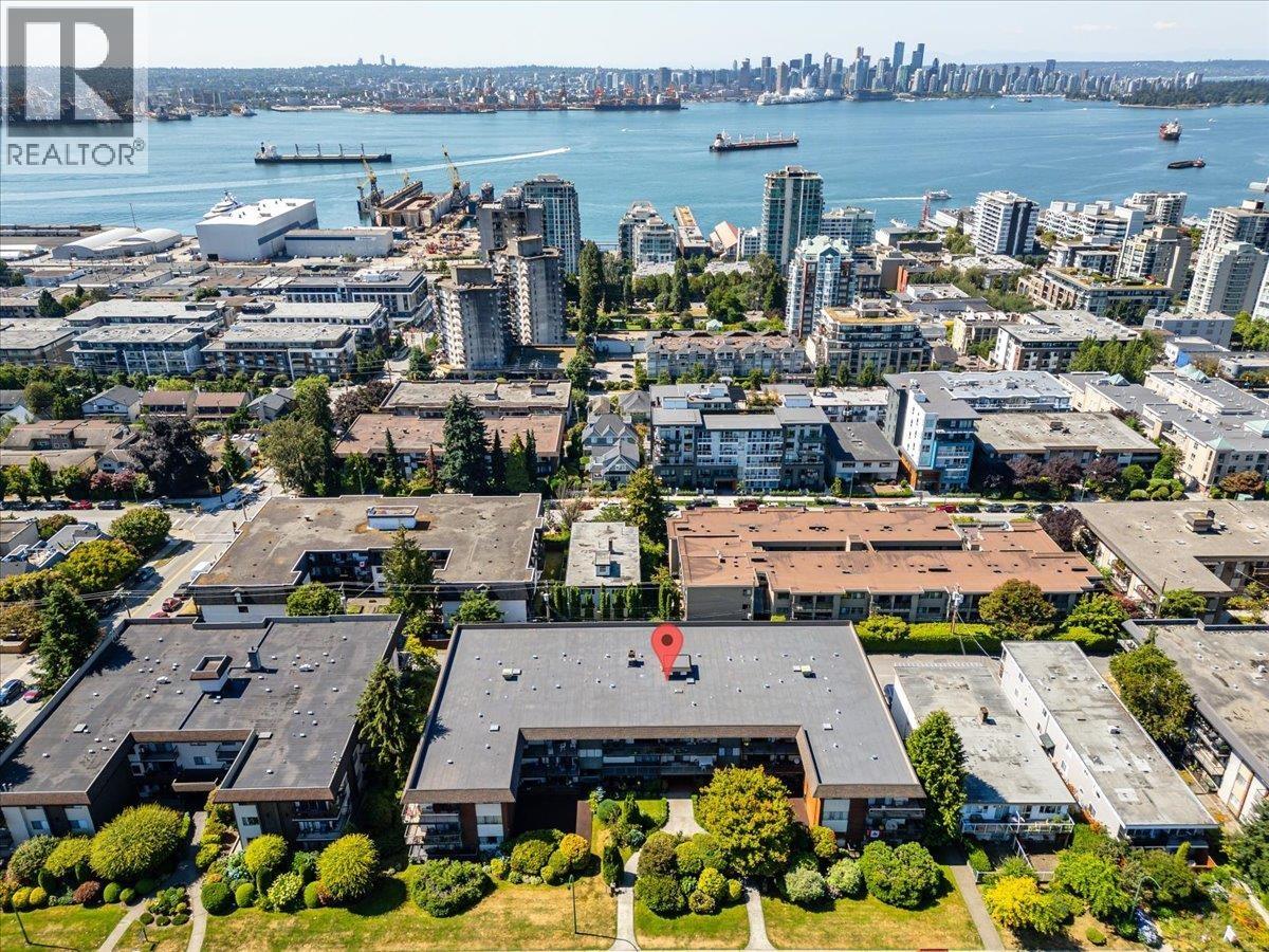 301 155 E 5TH STREET, North Vancouver