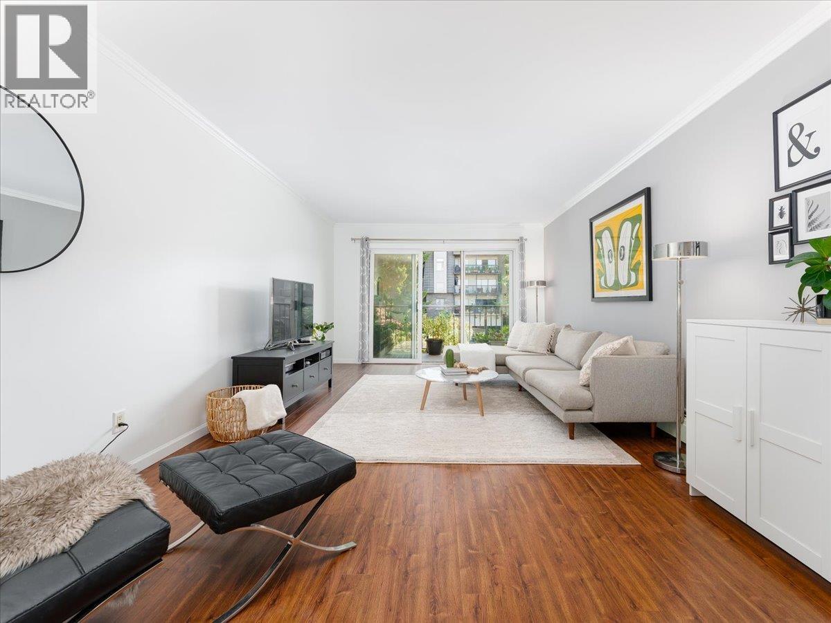 301 155 E 5TH STREET, North Vancouver