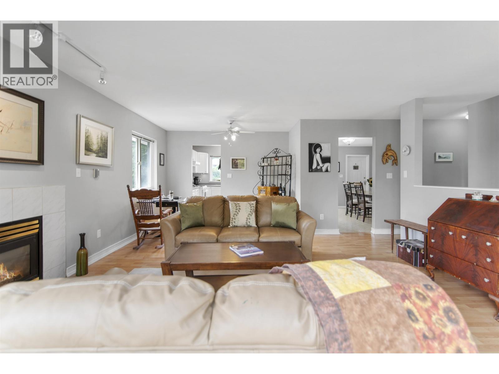 5866A TURNSTONE CRESCENT, Sechelt