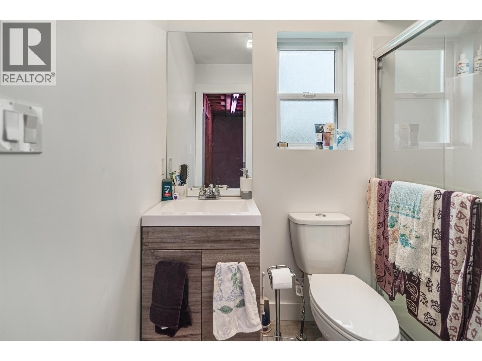 5866A TURNSTONE CRESCENT, Sechelt