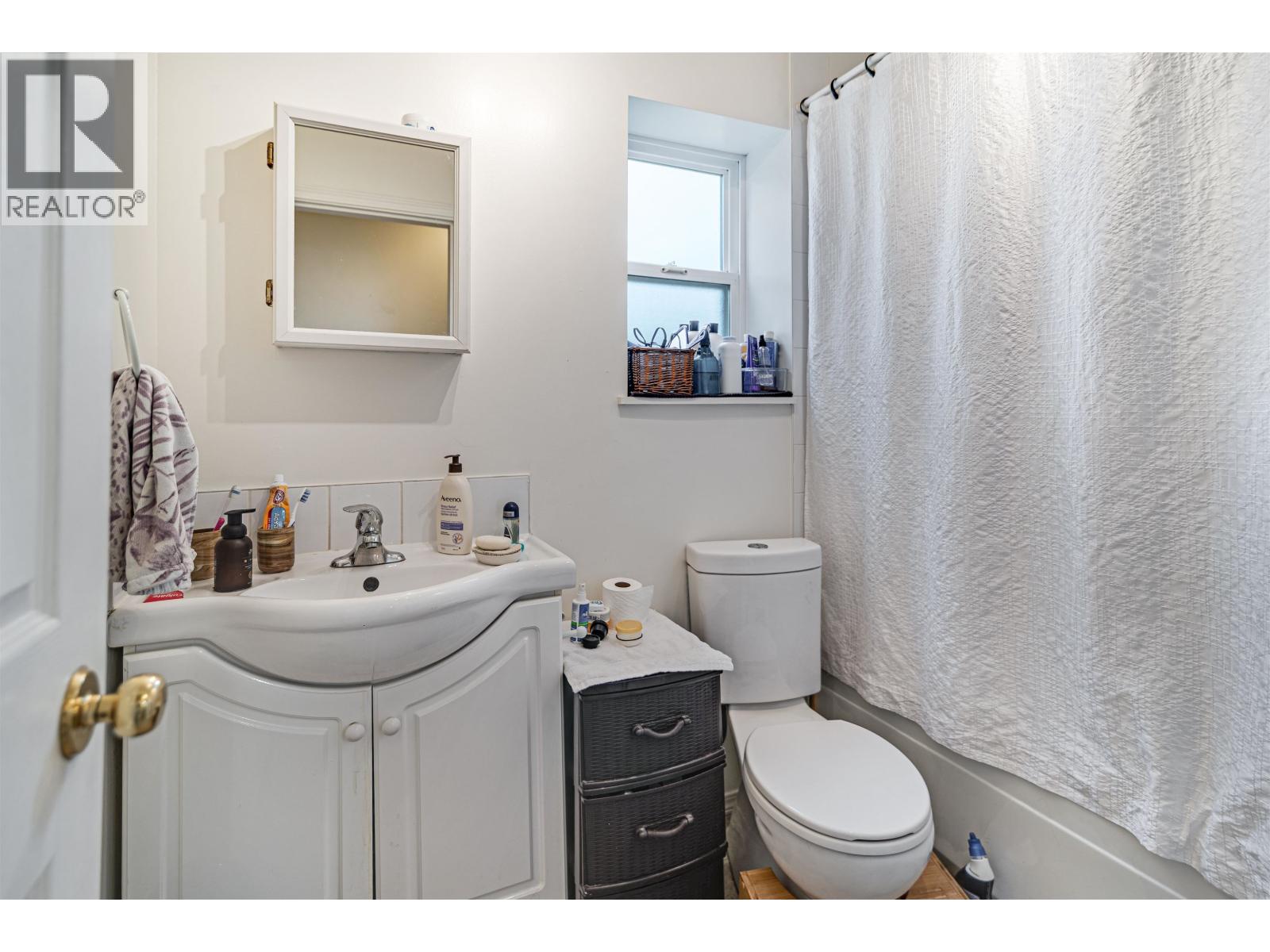 5866A TURNSTONE CRESCENT, Sechelt