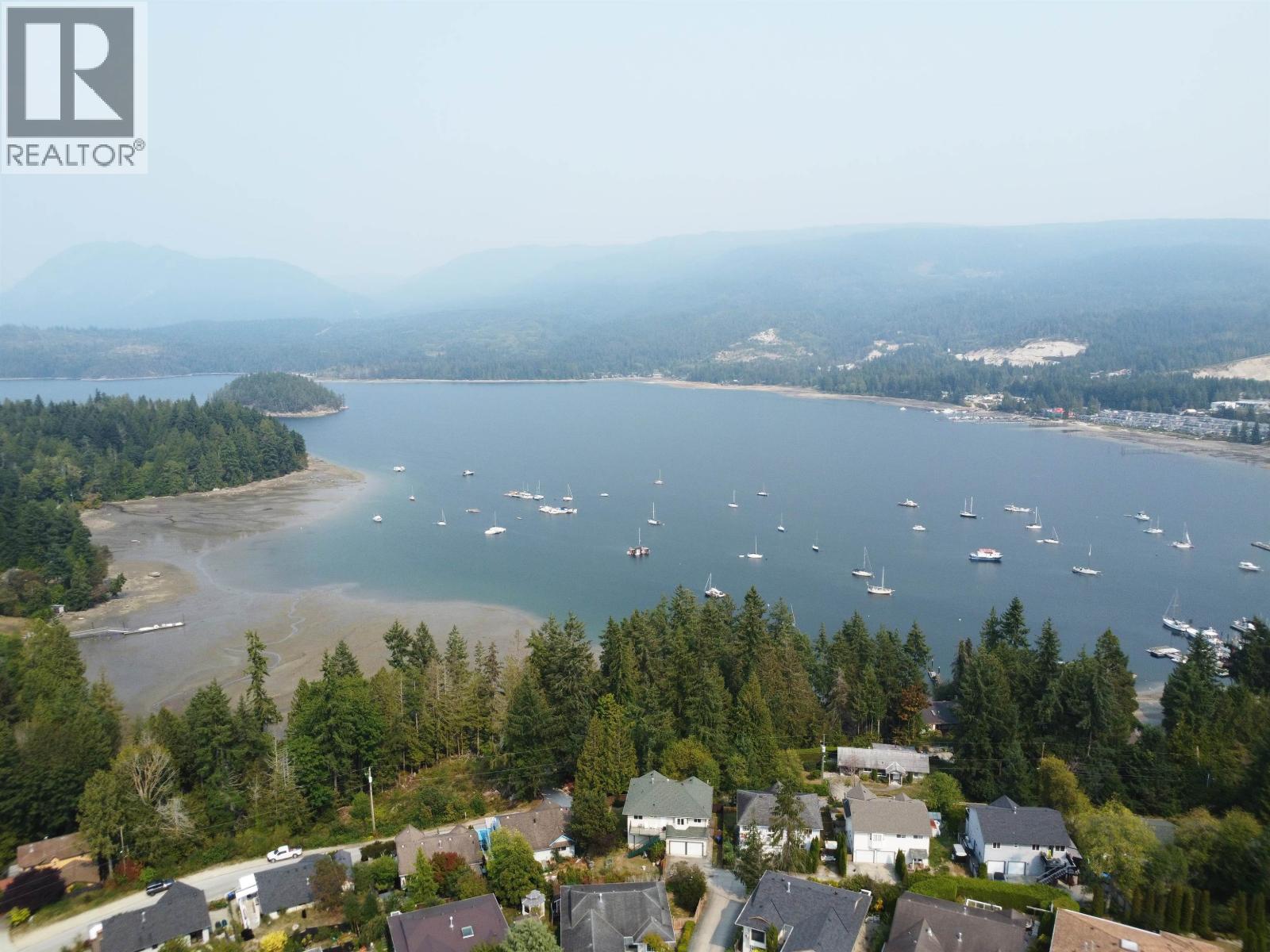 5866A TURNSTONE CRESCENT, Sechelt