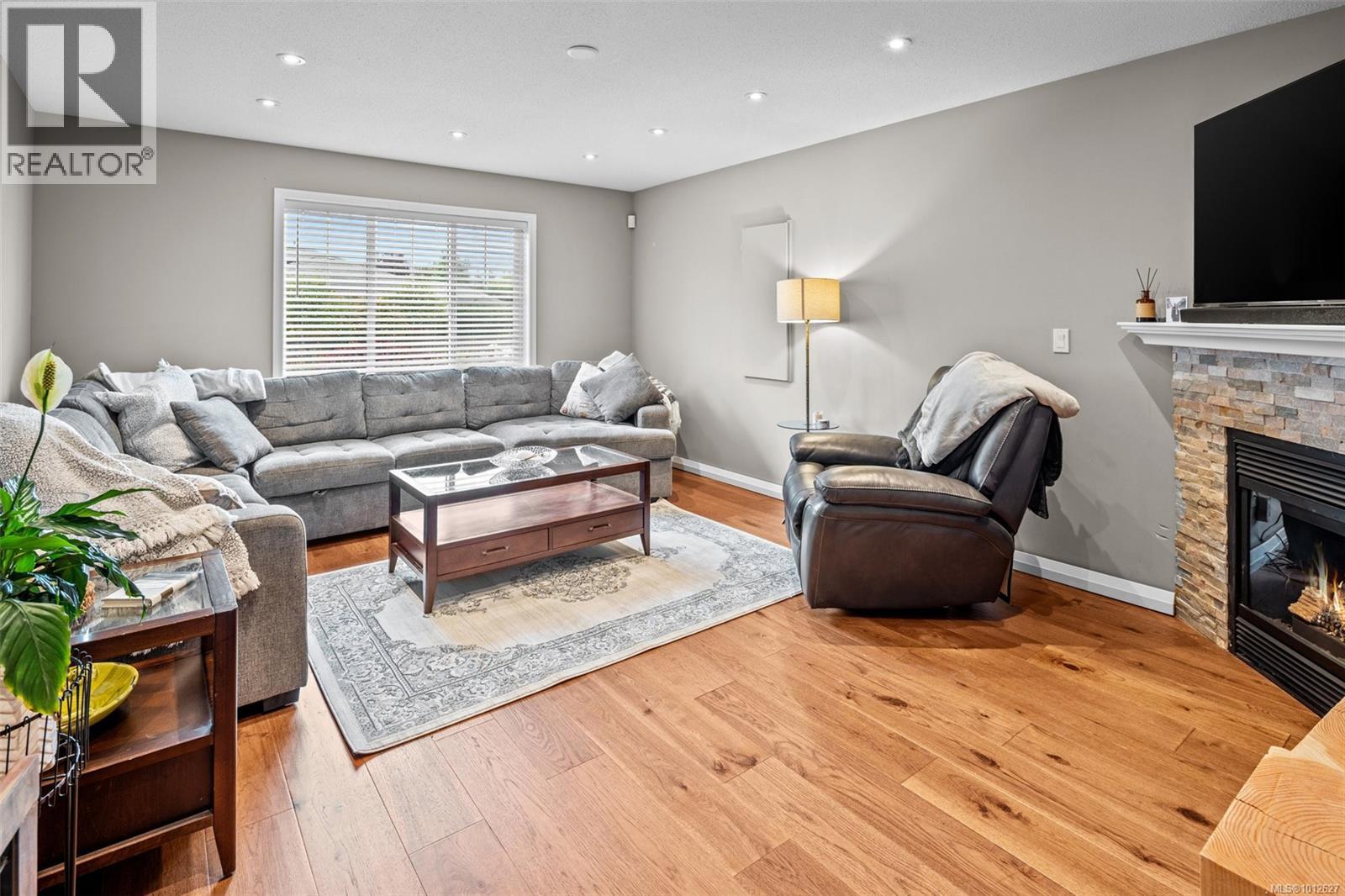 7209 Austins Pl, Sooke