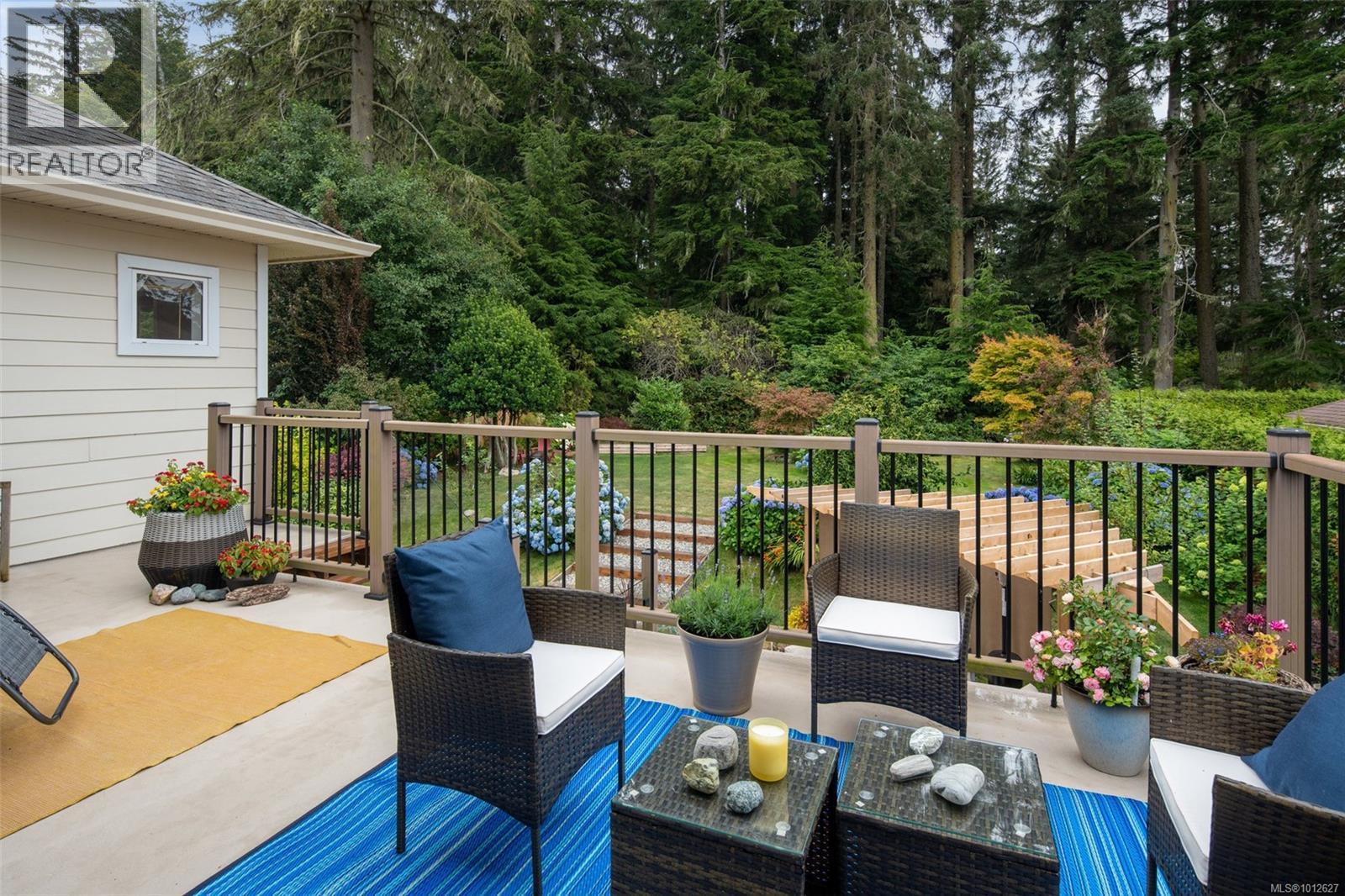 7209 Austins Pl, Sooke