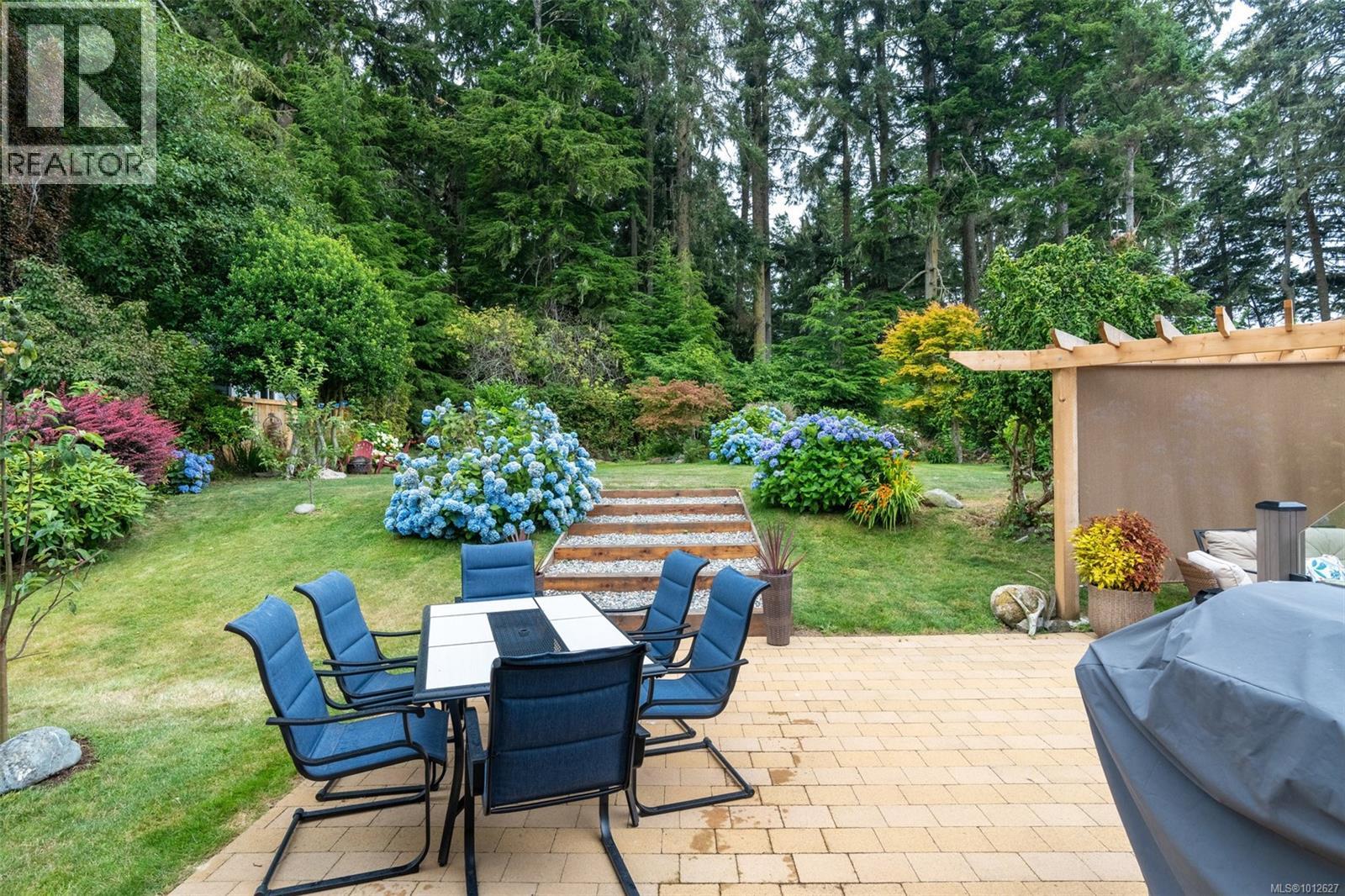 7209 Austins Pl, Sooke