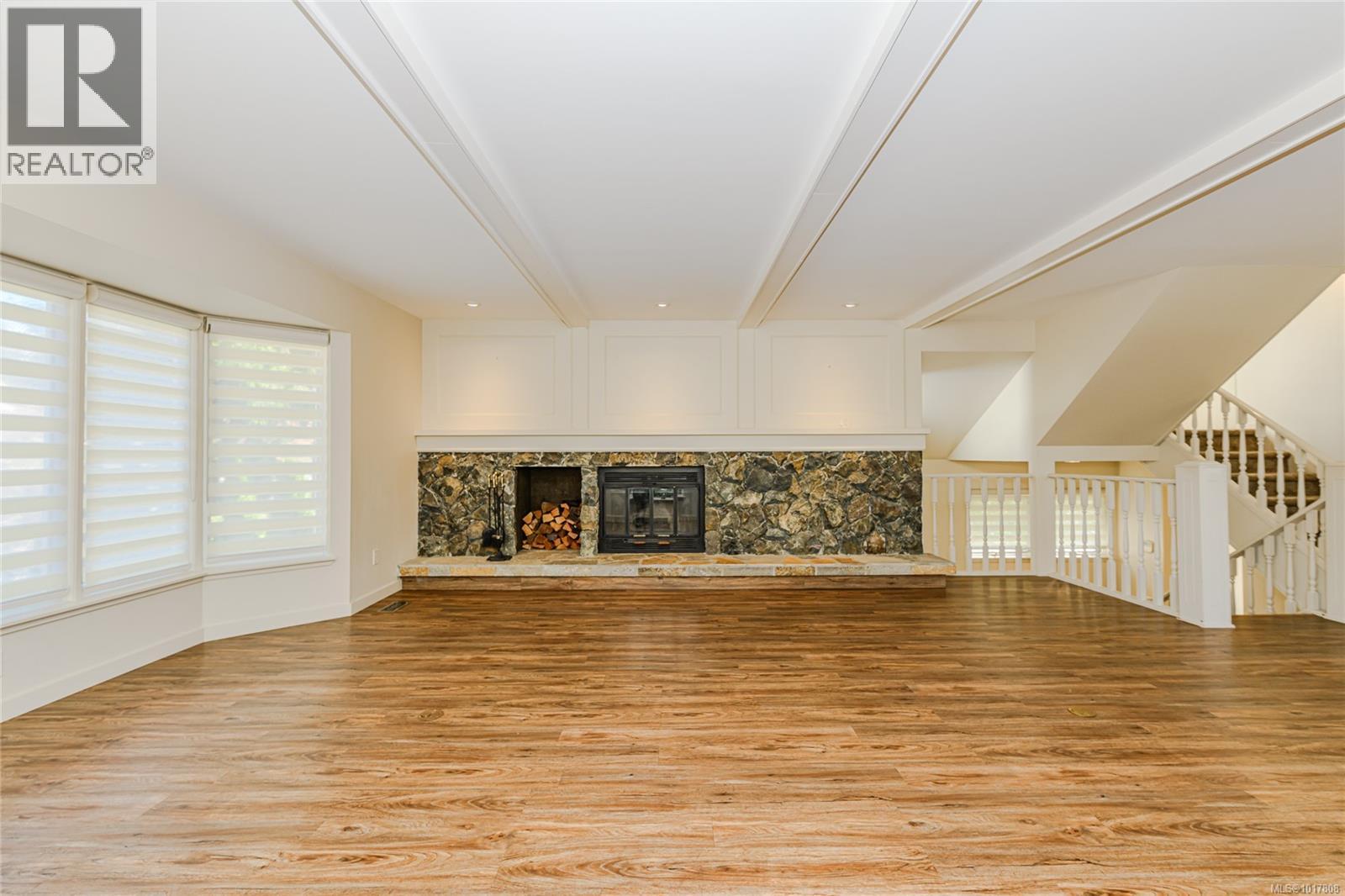  7 Governors Point Road, View Royal