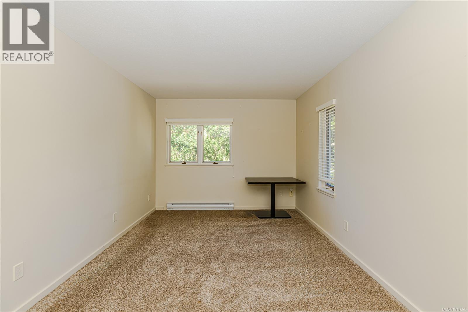  7 Governors Point Road, View Royal