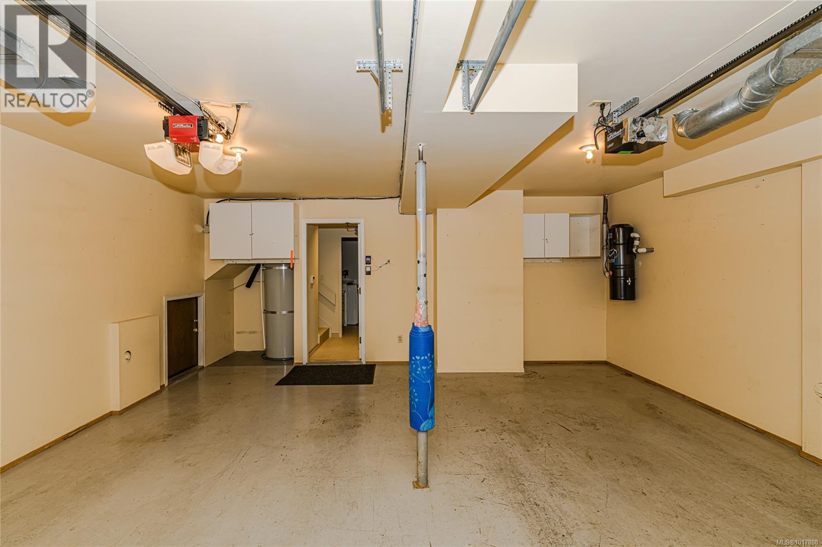  7 Governors Point Road, View Royal