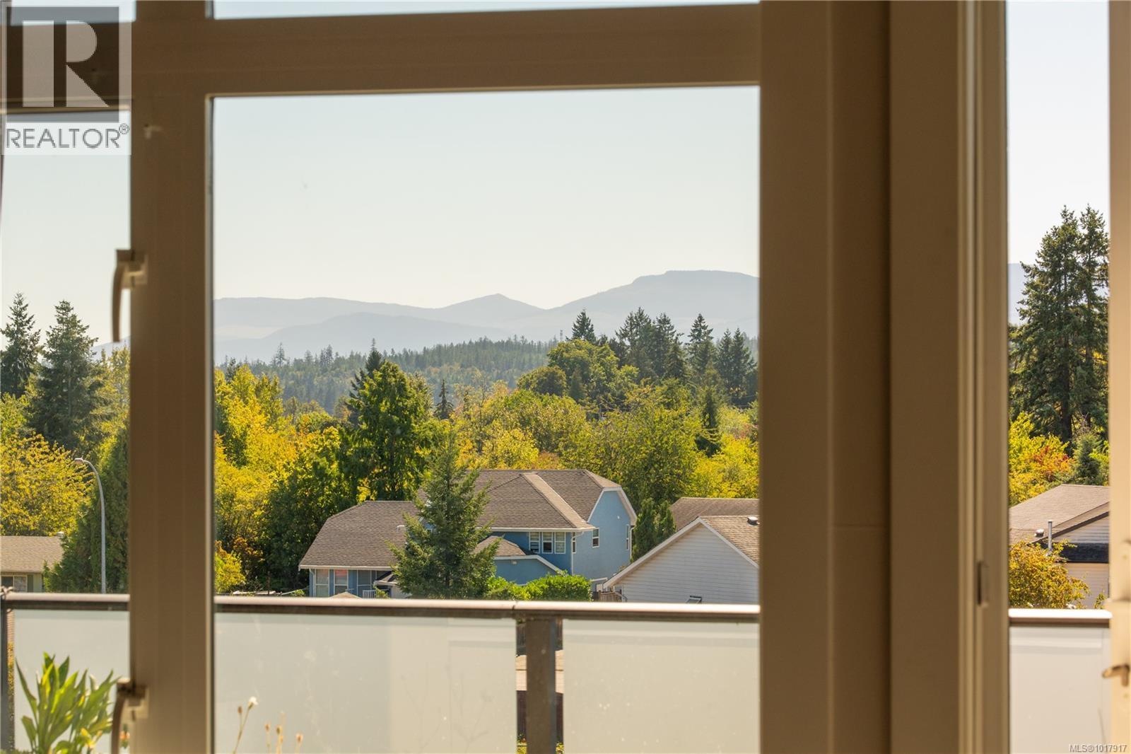 301 525 Third St, Nanaimo