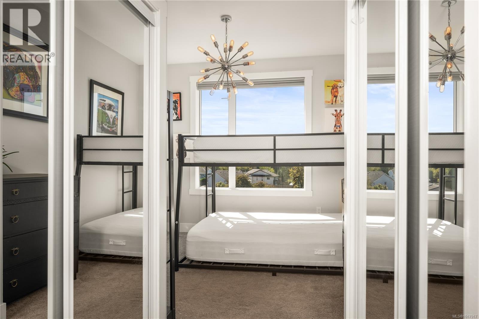 301 525 Third St, Nanaimo