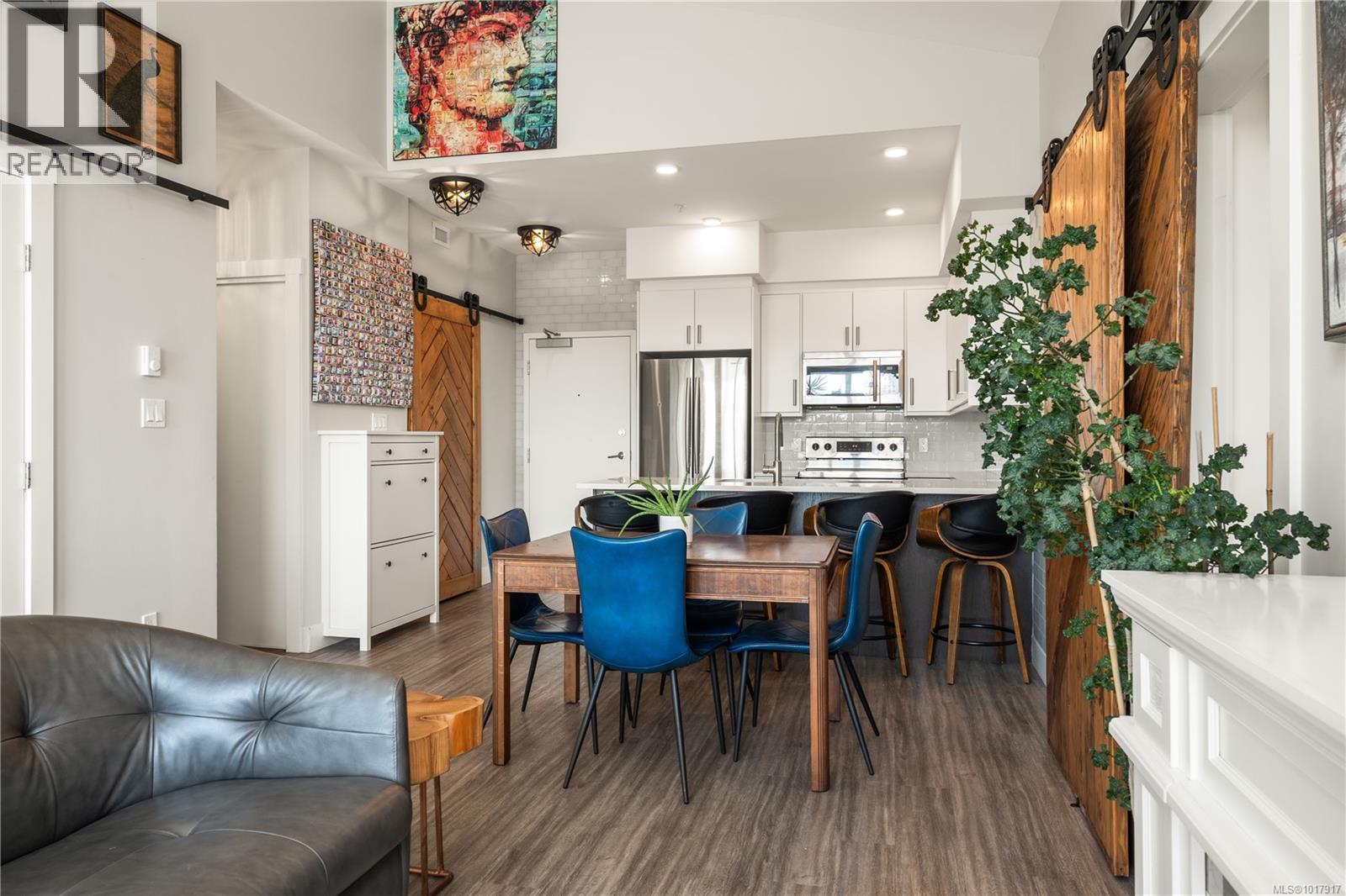 301 525 Third St, Nanaimo