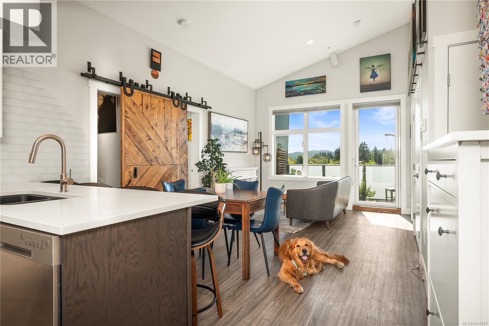 301 525 Third St, Nanaimo