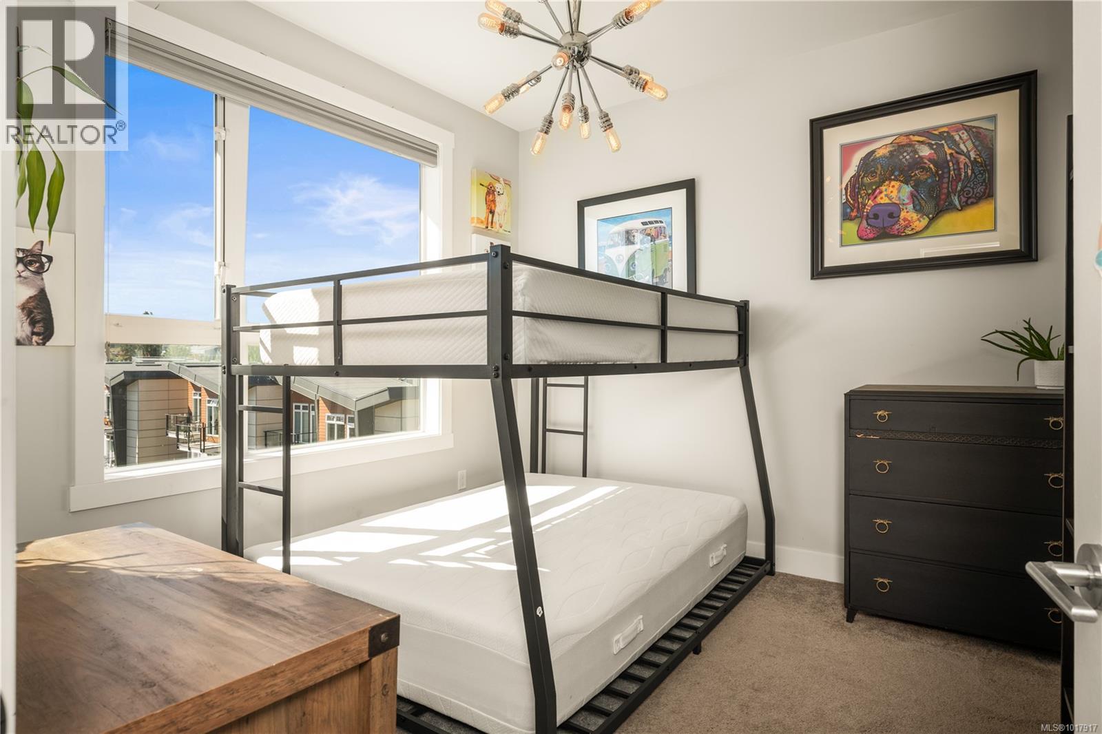 301 525 Third St, Nanaimo