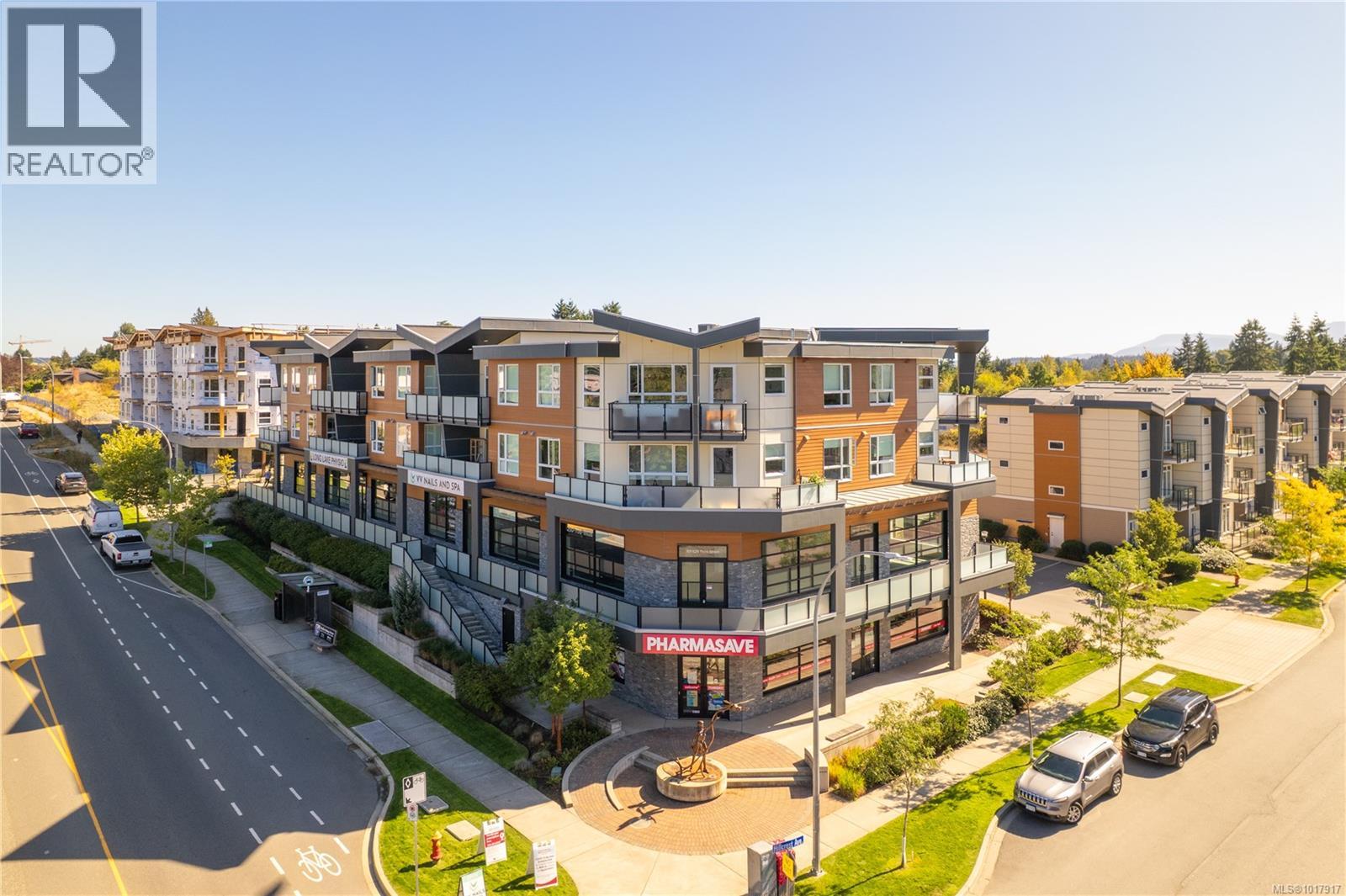 301 525 Third St, Nanaimo