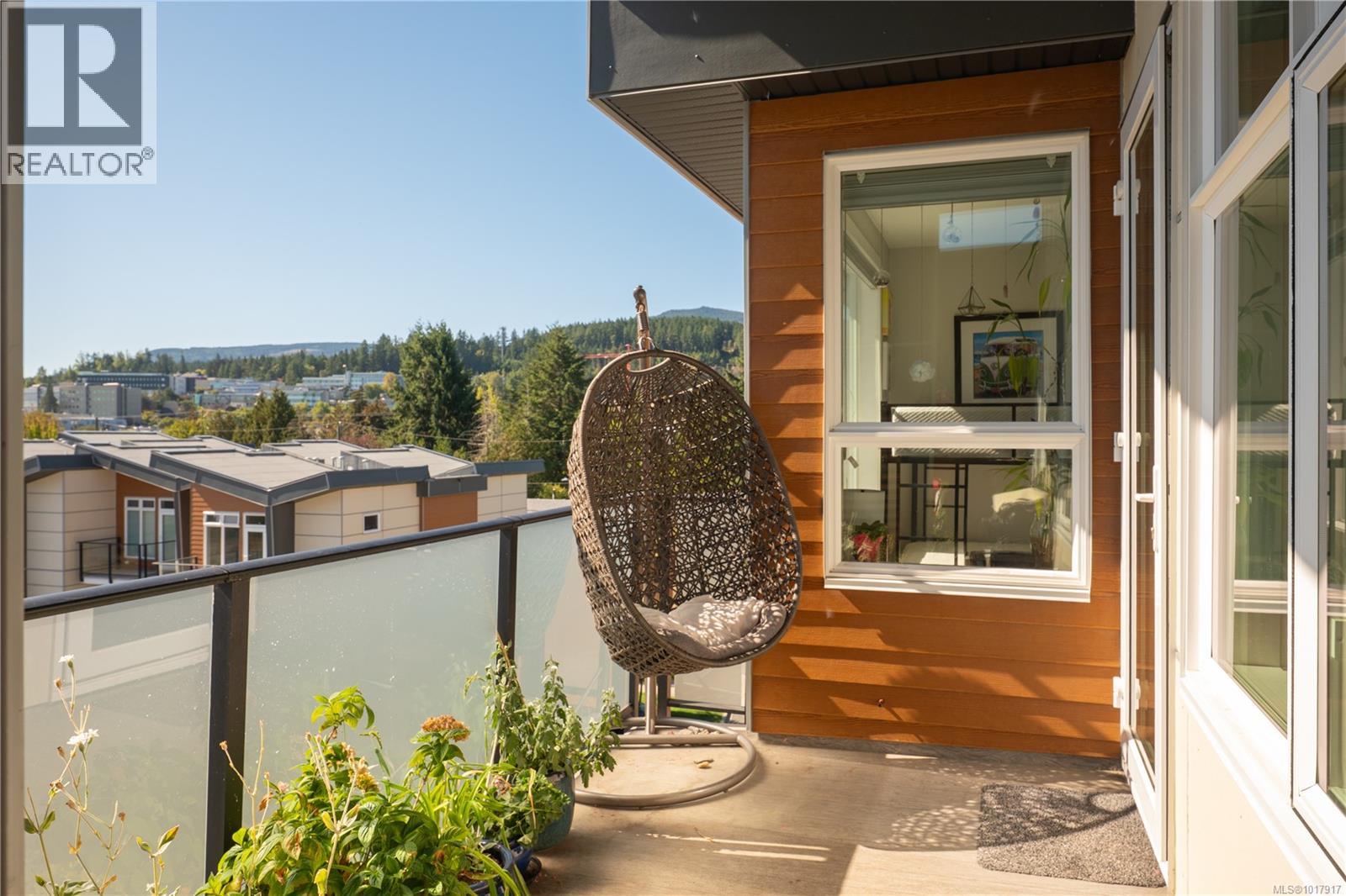 301 525 Third St, Nanaimo