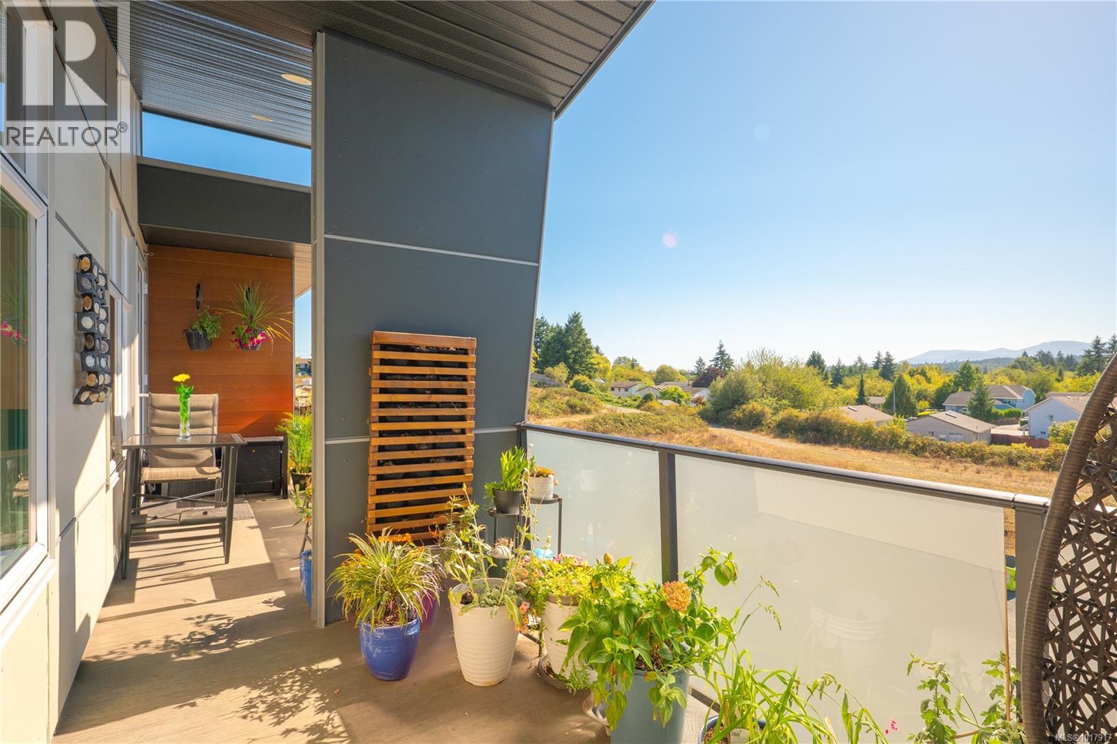 301 525 Third St, Nanaimo