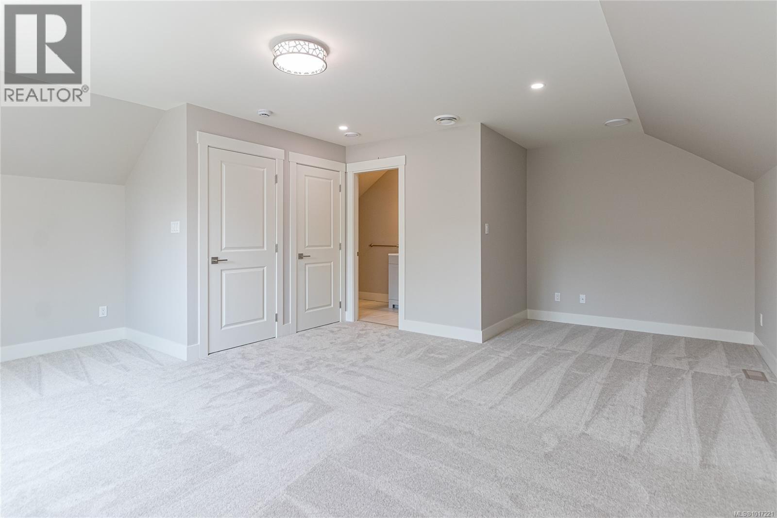 317 Pioneer Cres, Parksville