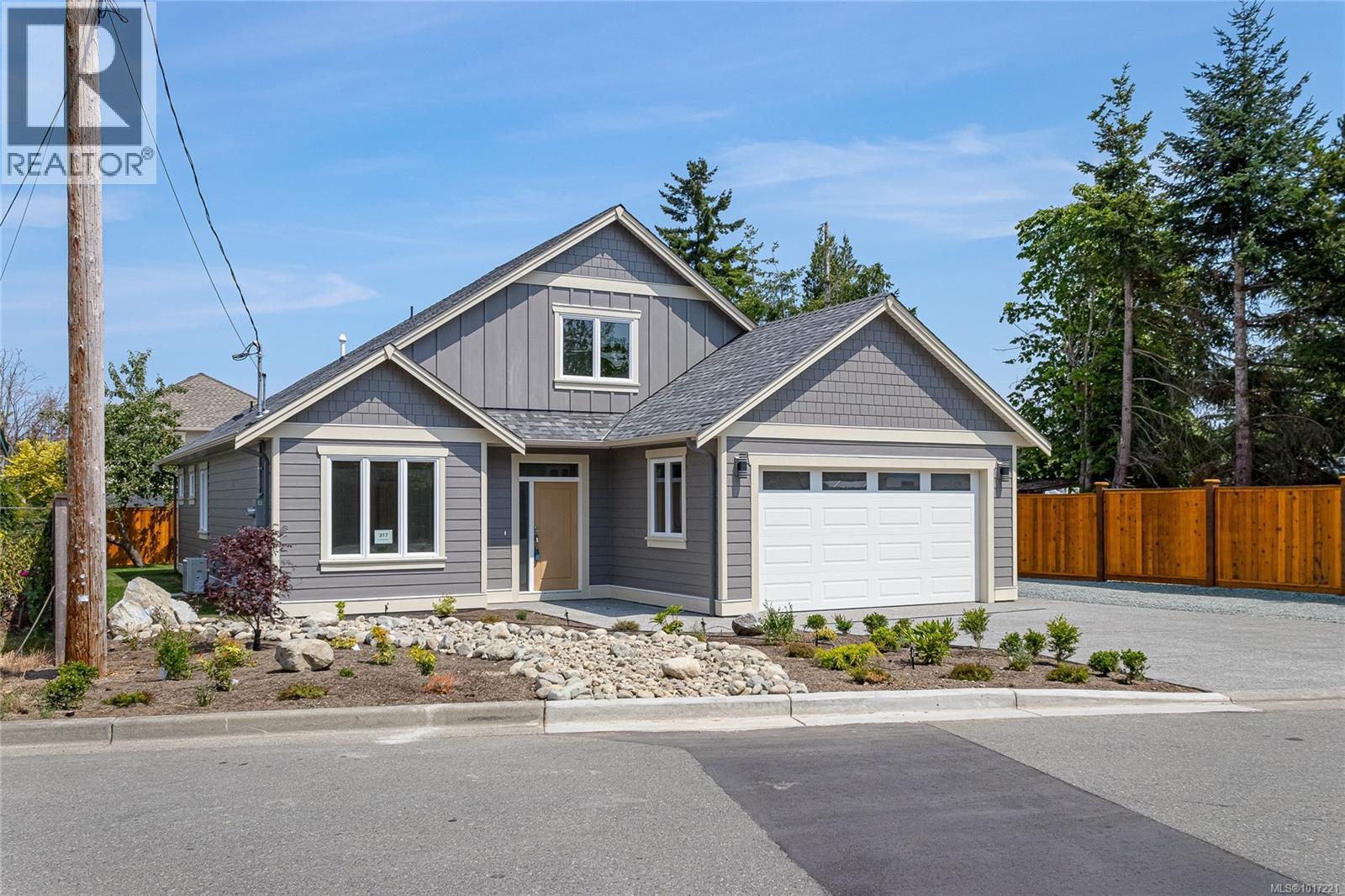 317 Pioneer Cres, Parksville