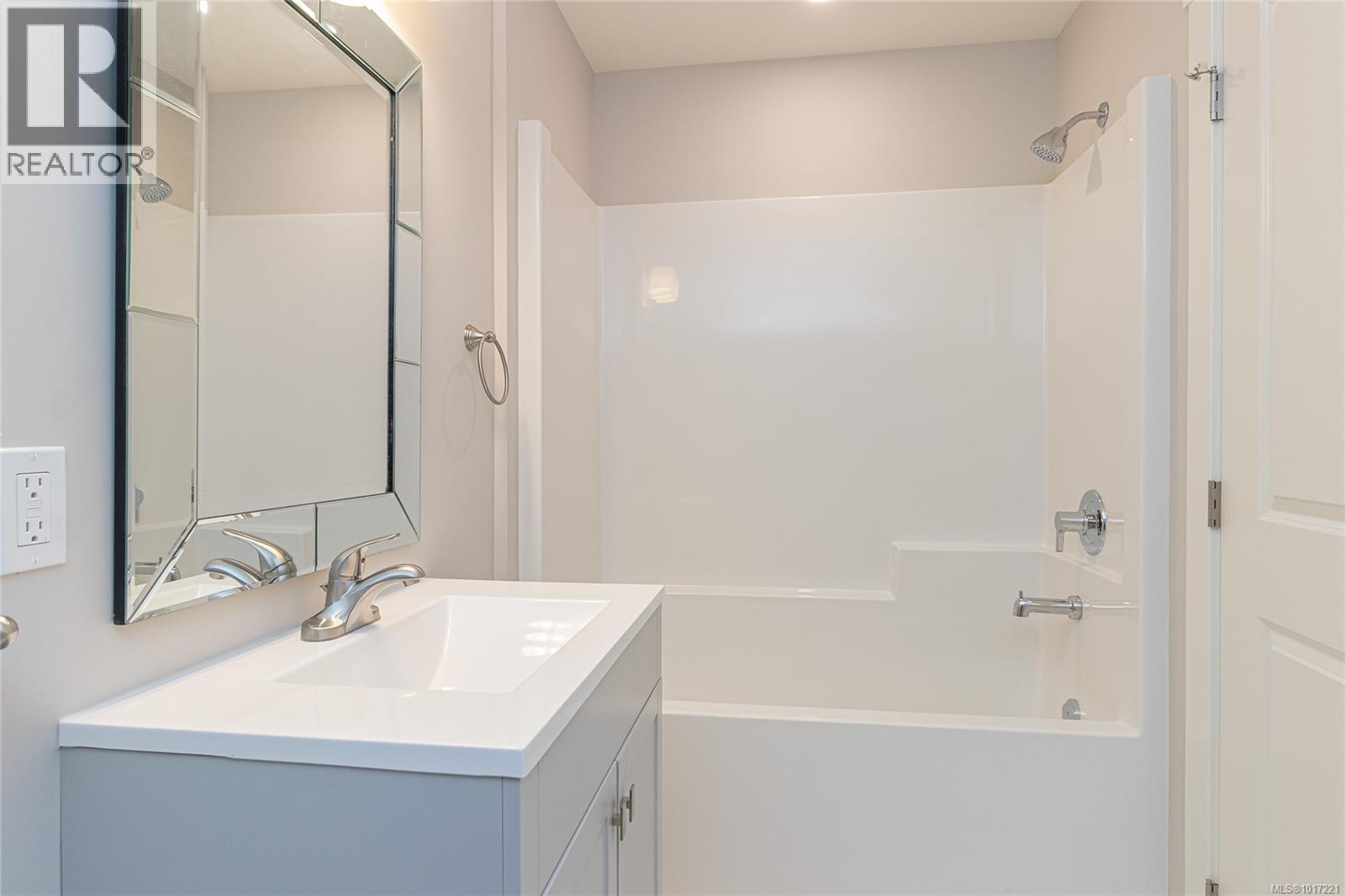 317 Pioneer Cres, Parksville