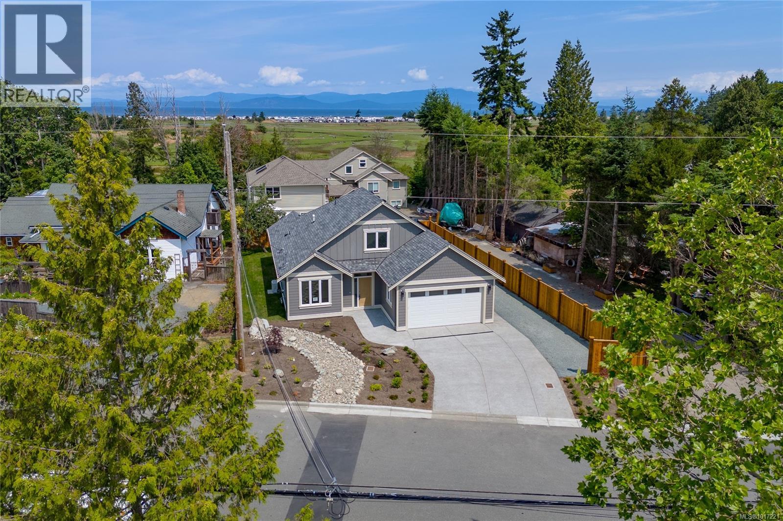 317 Pioneer Cres, Parksville