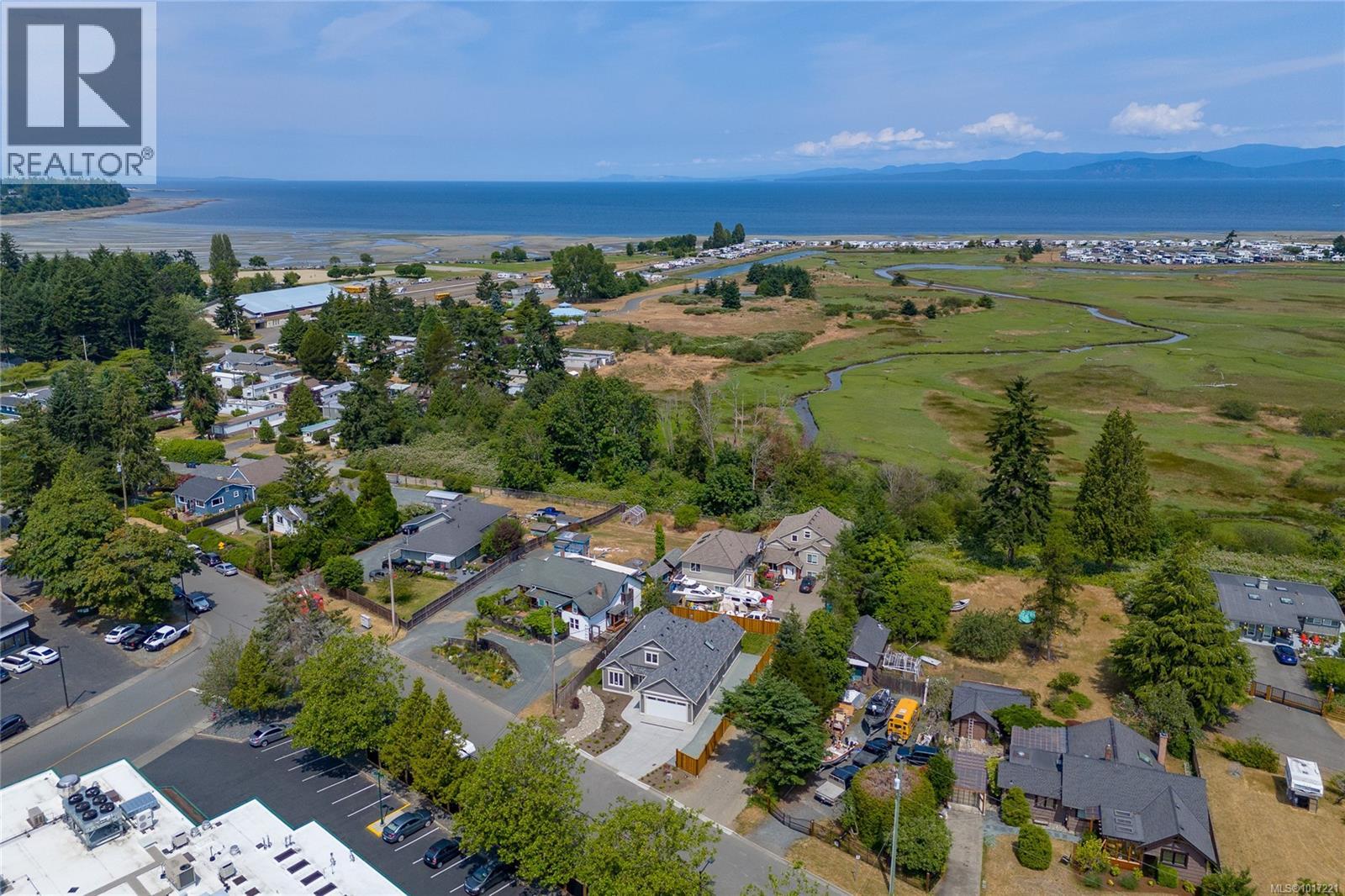 317 Pioneer Cres, Parksville