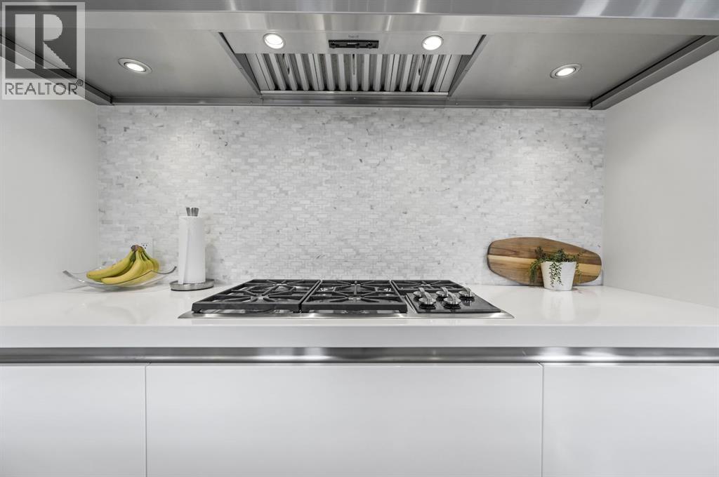 Single Family House for Sale in   Street SW Elbow Park Calgary 