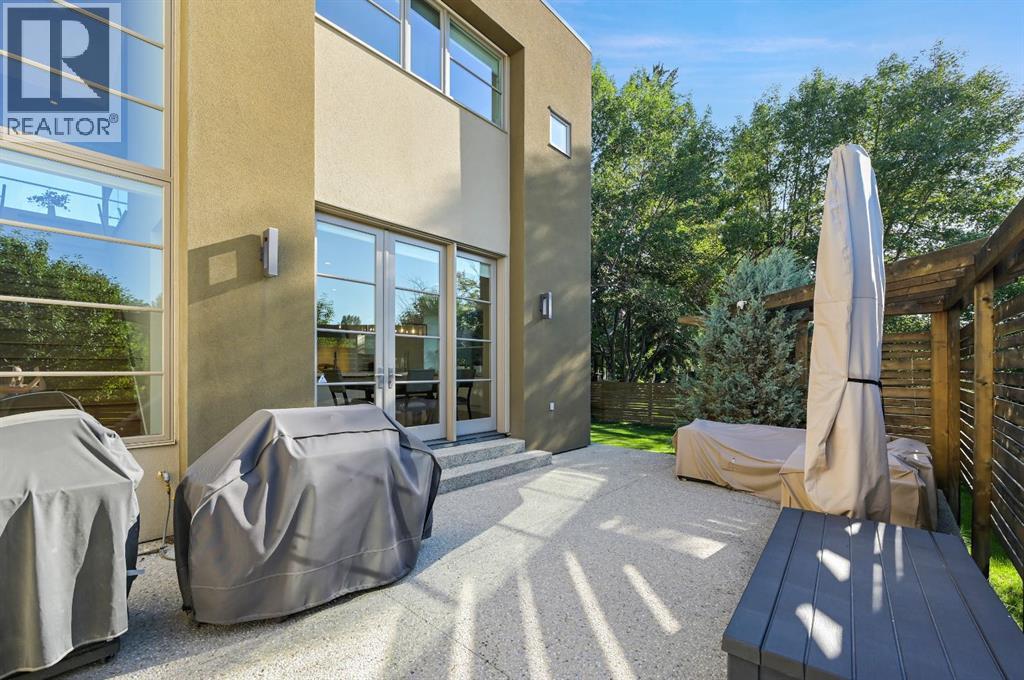 Single Family House for Sale in   Street SW Elbow Park Calgary 