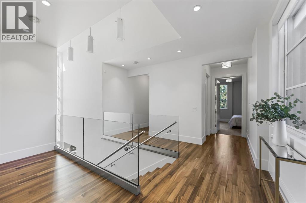 Single Family House for Sale in   Street SW Elbow Park Calgary 