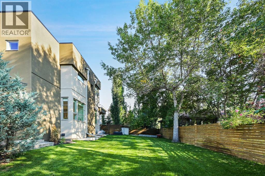 Single Family House for Sale in   Street SW Elbow Park Calgary 