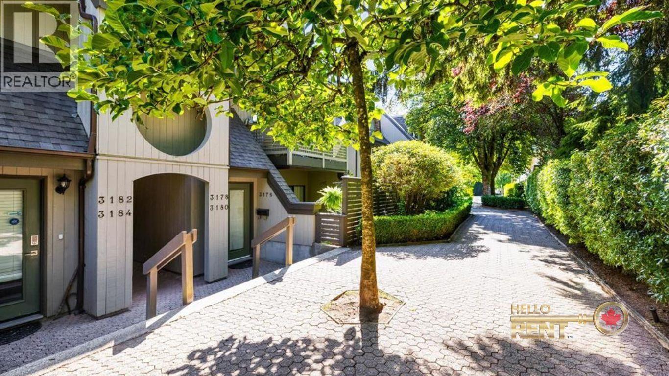 3182 MOUNTAIN HIGHWAY, North Vancouver
