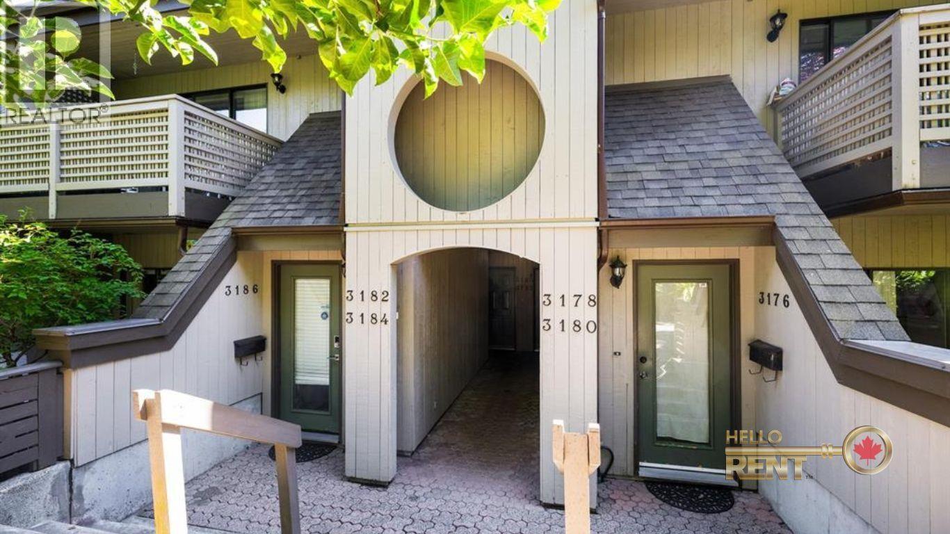 3182 MOUNTAIN HIGHWAY, North Vancouver
