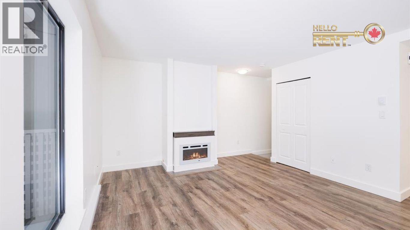 3182 MOUNTAIN HIGHWAY, North Vancouver