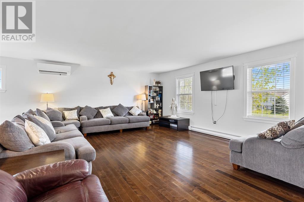 37 ROSEBANK ROAD - 7