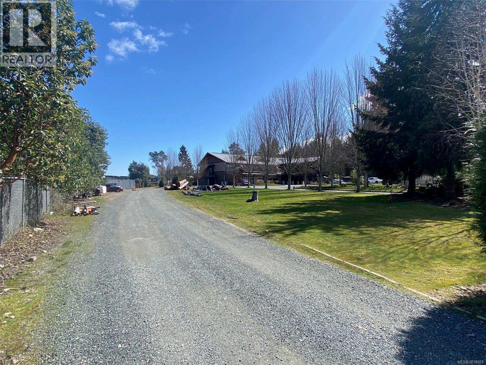 SL108 1175 Resort Dr, Parksville