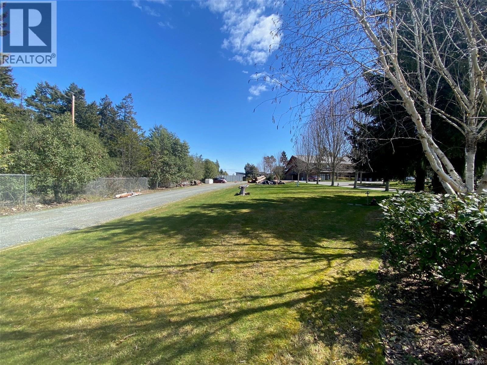 SL108 1175 Resort Dr, Parksville