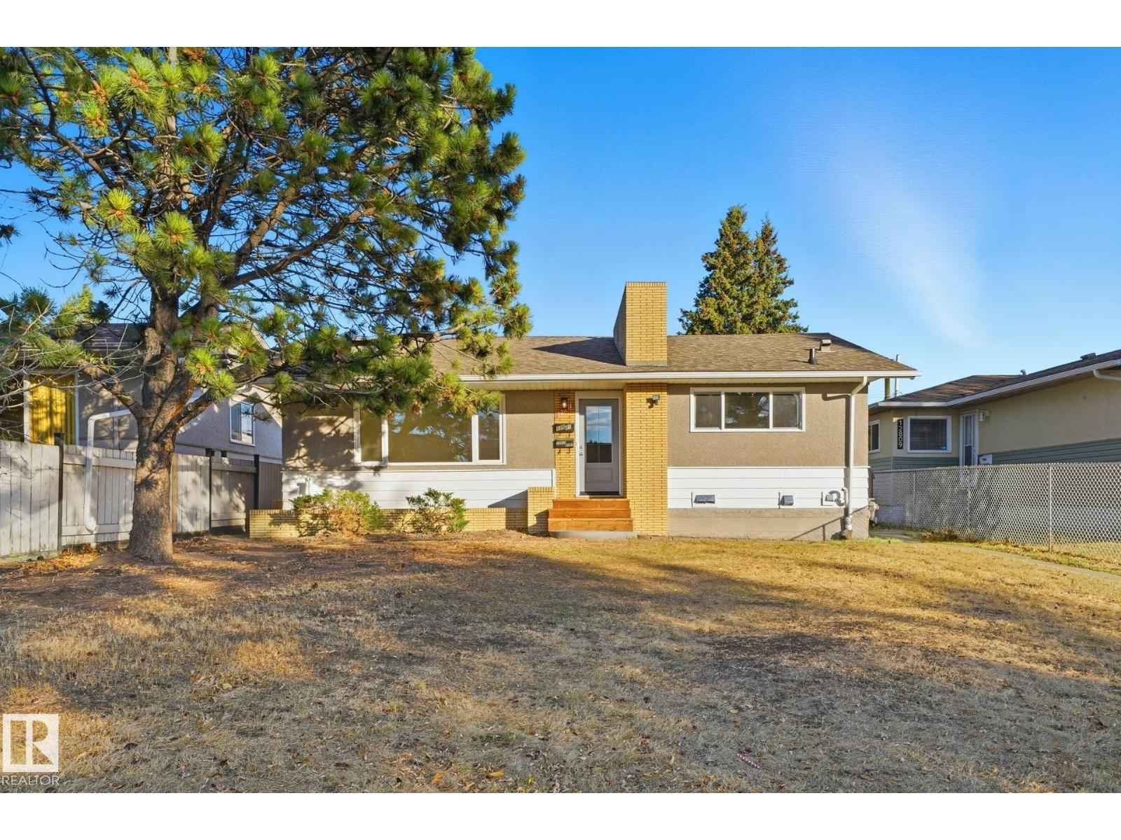 12811 89 ST NW NW, Edmonton, Alberta
