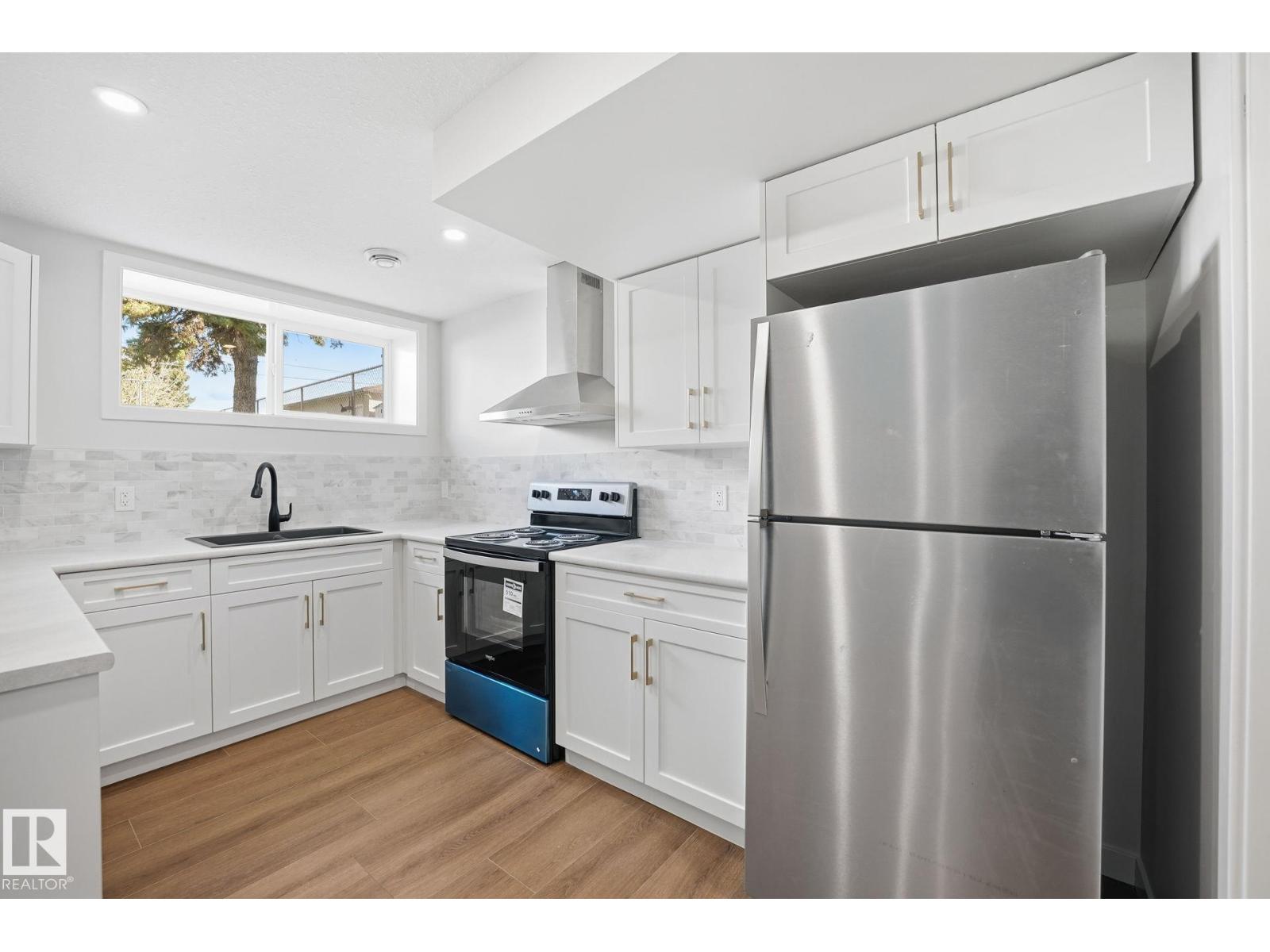 Single Family House Bungalow for Sale in   ST NW NW Edmonton 