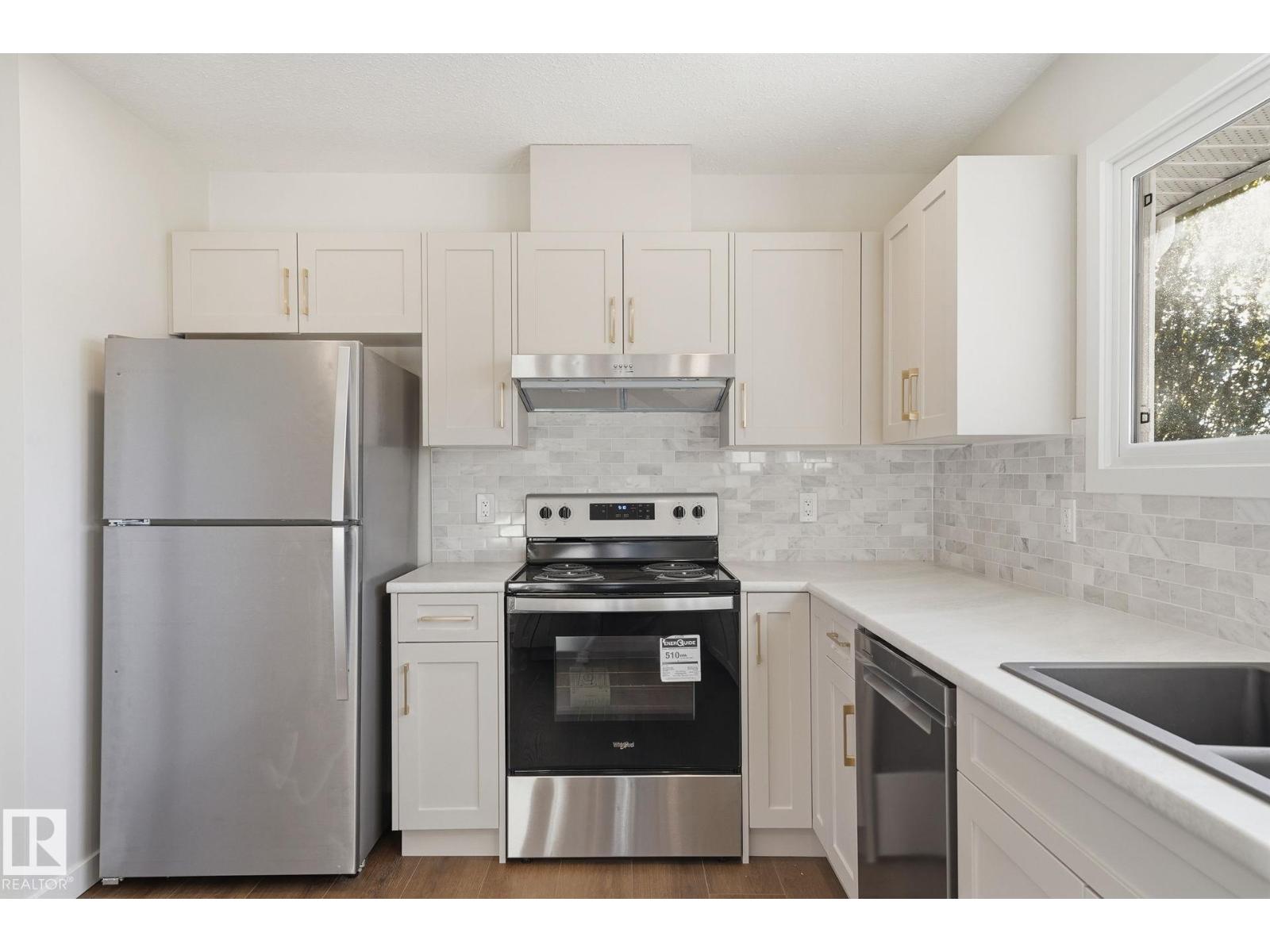 Single Family House Bungalow for Sale in   ST NW NW Edmonton 