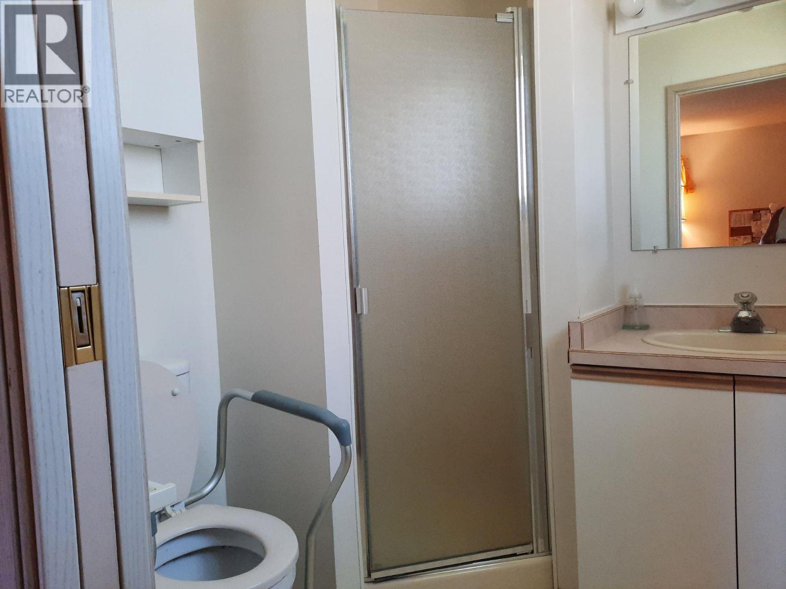 6660 21st Street, Grand Forks