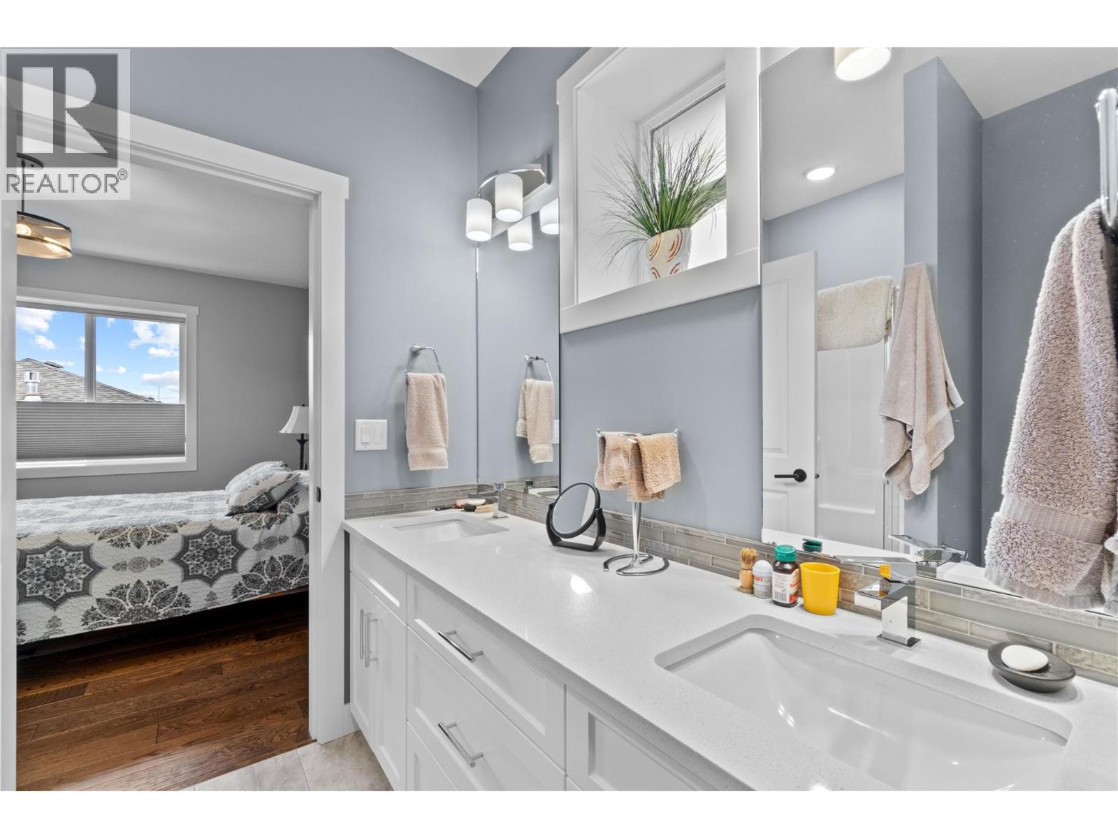 32 1791 10 Street Southwest, Salmon Arm