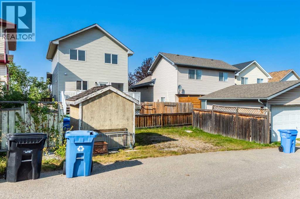 Single Family House for Sale in  Hidden Hills Road NW Hidden Valley Calgary 