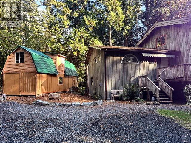 12205 SCOTCH FIR POINT RD, Powell River