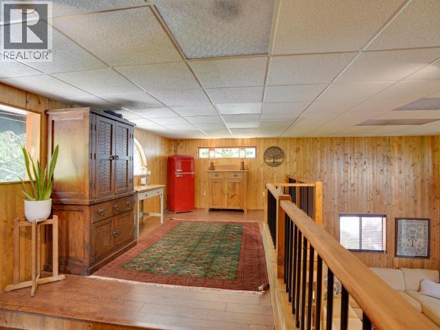 12205 SCOTCH FIR POINT RD, Powell River